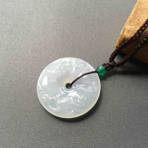 糯冰种翡翠双龙玉扣 商品图2