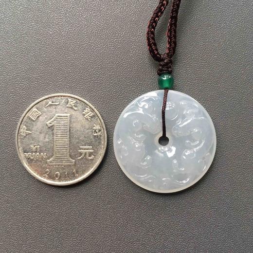 糯冰种翡翠双龙玉扣 商品图4