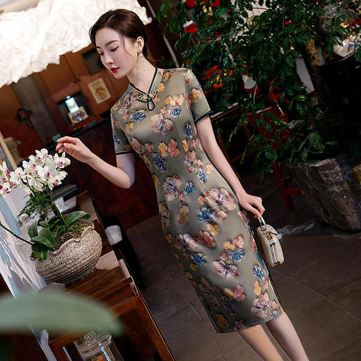 ZA-新款气质仿香云纱短袖低领旗袍 商品图4