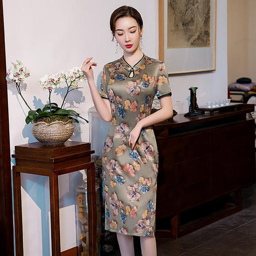 ZA-新款气质仿香云纱短袖低领旗袍 商品图3