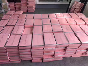 维多秀！小内内，四条装，颜色随机，春天色