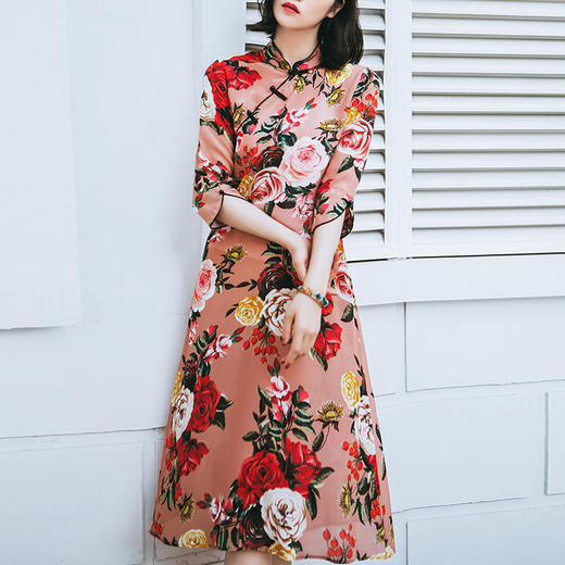 SMHC-SM20119新款复古盘扣印花修身显瘦长款真丝连衣裙 商品图3