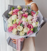爱你的微笑    白雪山玫瑰13枝、粉色洋桔梗5枝、尤加利10枝、粉色紫罗兰5枝（1960） 商品缩略图2
