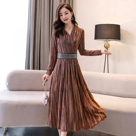 LJY-HR8106-0303韩版新款收腰洋气减龄显瘦遮肚连衣裙