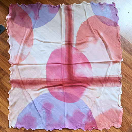 ield品牌 出口韩国 桑蚕丝（雪纺）时尚印花卷边方巾 商品图11