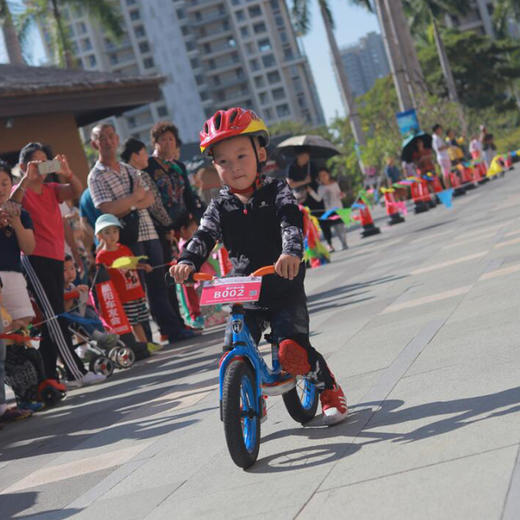 德国荟智平衡车儿童无脚踏滑步车可调减震小孩玩具滑行学步自行车HXF 商品图1