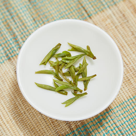 【2026年新茶现货】鹰窠顶丨明前特级龙井茶  特色纸包 150g  新旧包装发货 商品图6