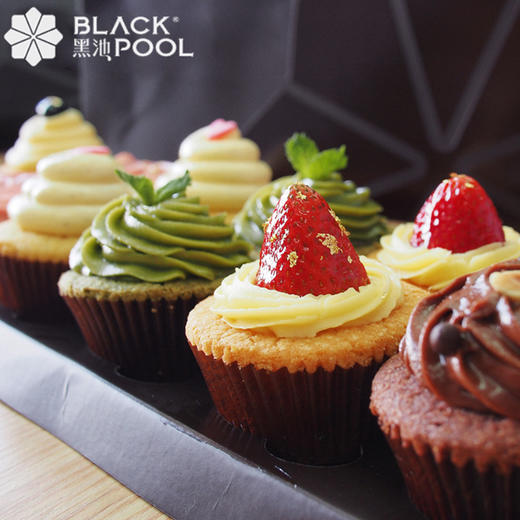 杯子蛋糕，精致欢聚礼盒-6种口味12个装 商品图0