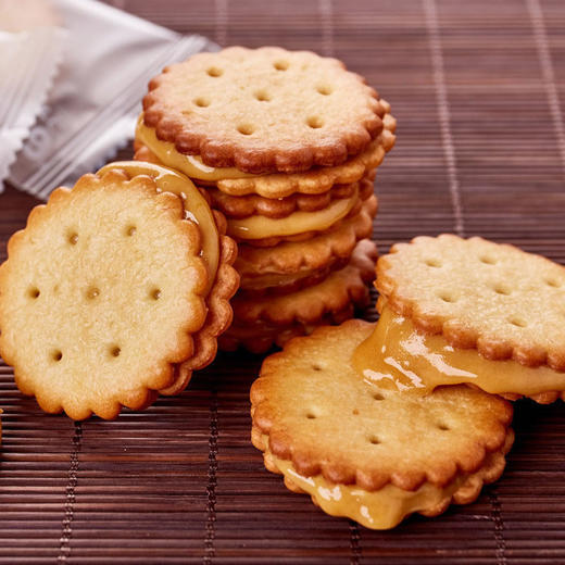 冬己咸蛋黄饼干蛋黄106g*3 黑糖106g*3网红日式黑糖麦芽焦糖夹心饼干