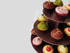 杯子蛋糕，精致双倍欢聚礼盒-6种口味24个装  送一次性塔架