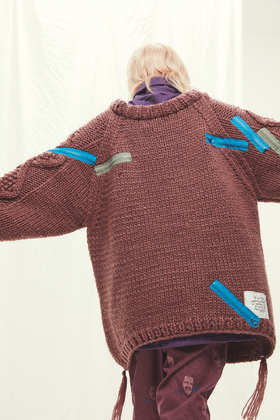 UMAMIISM UM19AW-M1971 棉服厚度复古粗纱线拉链装饰粗针麻花套头长袖手打毛衣