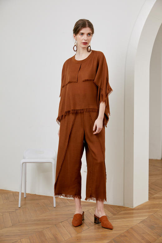 四季之衣 | 圆领斗篷式女上衣 SJF18W320B / SJF18K321A 商品图0