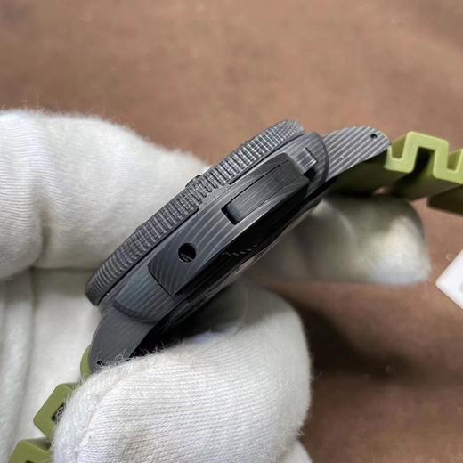 PANERAI沛na海SUBMERSIBLE系列自动机械潜水腕表 PAM00961 PAM961 VS961 961 CARBOTECH碳纤维表壳 潜水倒计时表圈 蓝宝石镜面 商品图11