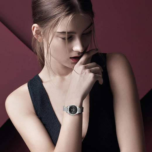 依波(EBOHR)新品简约商务钢带石英女表5650 商品图3
