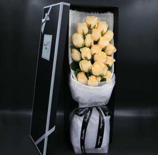 最好的给你       19支香槟玫瑰，50cm礼盒（2103） 商品图0