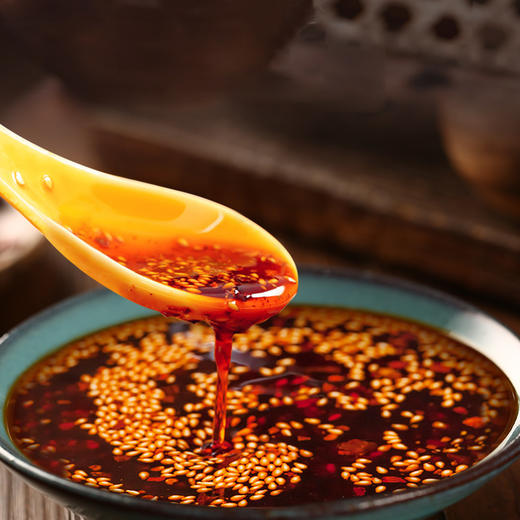 臻鲜 红油辣子230g/瓶 油泼辣子 四川辣椒酱 红油香辣酱调味料