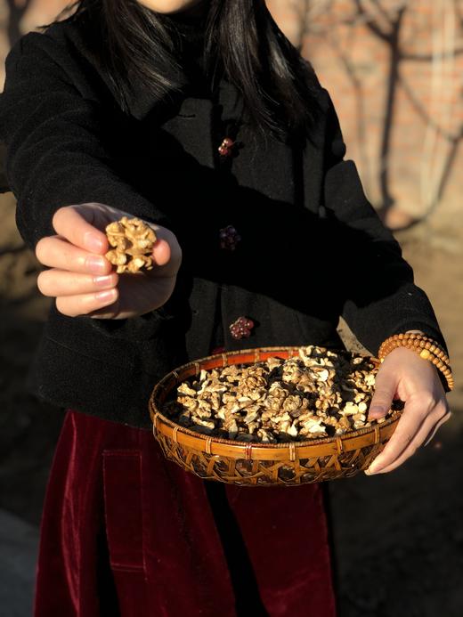 手工现砸 长城野岭老树  山核桃仁（生） 商品图7