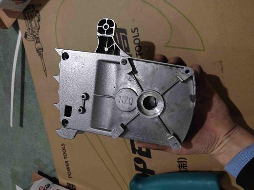 【货号02225】6018电链锯齿轮箱。电链锯头壳，电链锯机壳，电链锯配件 商品图1