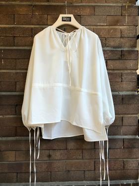 MAISON SANS TITRE 白色腰部抽带套头衬衫 SS20ST35MA15WH01