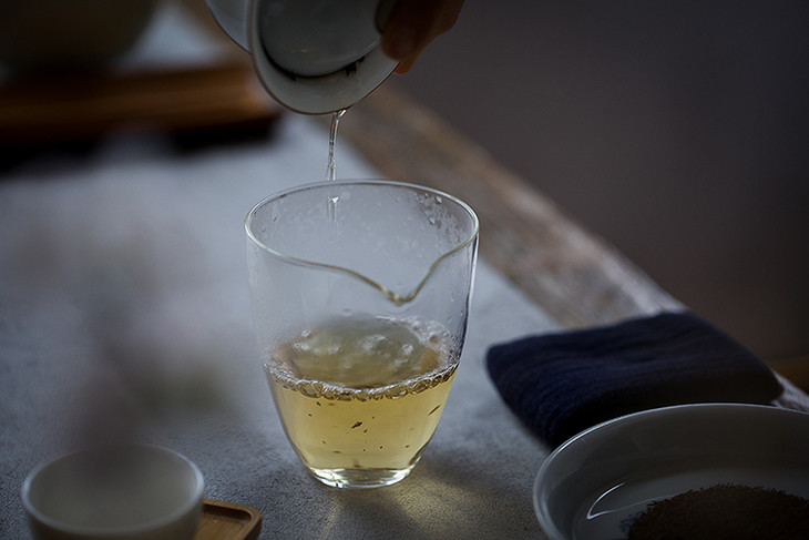 梅香白牡丹散2013年 管阳高山茶 一级白牡丹 独特梅子香 甘醇柔润