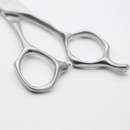 斑马“做自己系列”剪刀E62561 牙剪/调量剪/无痕牙剪/打薄剪/去发量10-15%/ 平齿/25根齿/正刃/6寸 商品图1