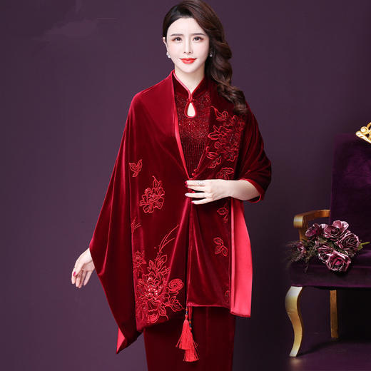 WXY-801新款金丝绒复古中国风刺绣两用洋气外搭披肩 商品图1