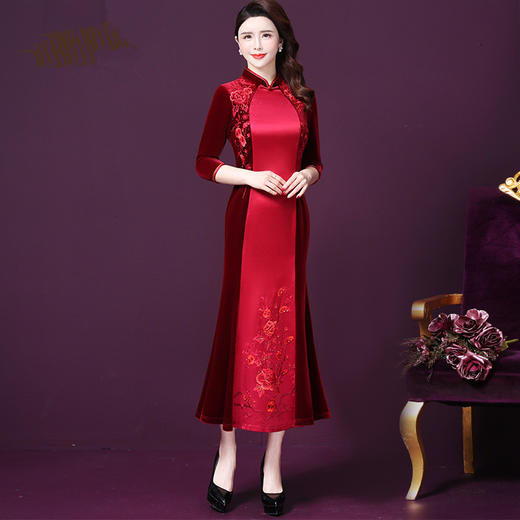 WXY-6508W新款中国风复古礼服金丝绒修身旗袍裙 商品图0