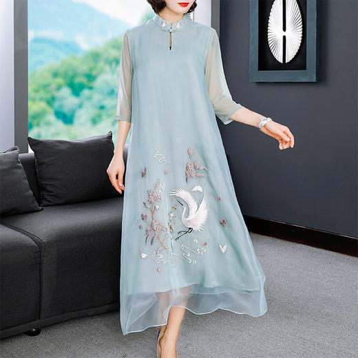 KDS-1104复古中式仙鹤刺绣欧根纱连衣裙 商品图1