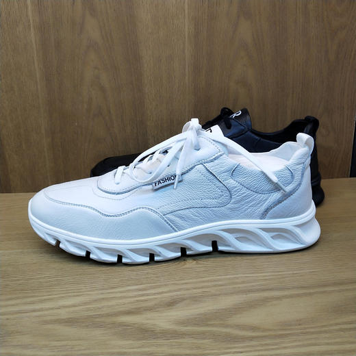 2019豪行春季新款运动单鞋19156170专柜正品纯皮真皮时尚休闲男鞋 商品图1