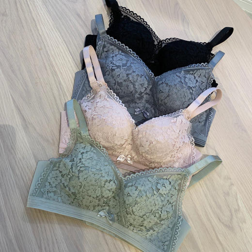 自留款~ 大胸妹必入 收副乳聚拢提胸 不上滑 无痕蕾丝文胸内衣 【包邮+涉及卫生bu退换】 商品图3