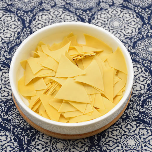 遵义 习水【豆腐皮】100张 包邮 送辣椒调料 传统工艺制作 火锅搭档 美味不可挡 商品图3