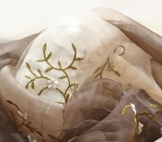 182W001--米色丝巾 商品图1