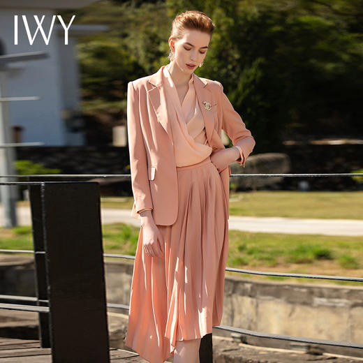 IWY/粉色西装百褶裙时尚套装201028C1+S4 商品图2
