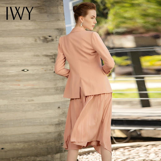 IWY/粉色西装百褶裙时尚套装201028C1+S4 商品图7