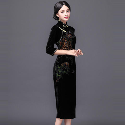 DNS-A15814新款中长款改良手绘丝绒旗袍 商品图2