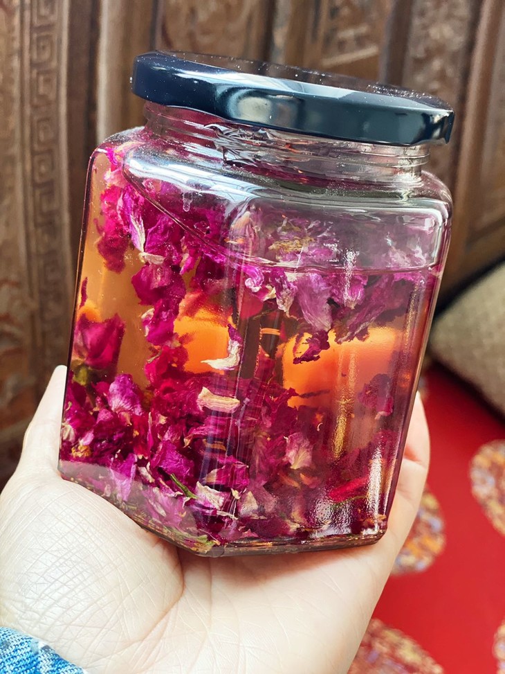 蜂蜡做唇膏(蜂蜡做落点的装置)