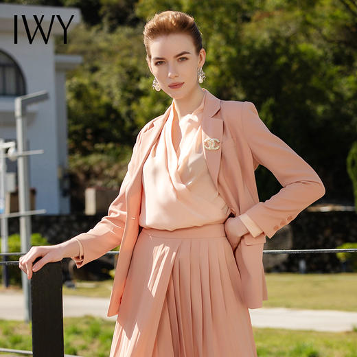 IWY/粉色西装百褶裙时尚套装201028C1+S4 商品图3