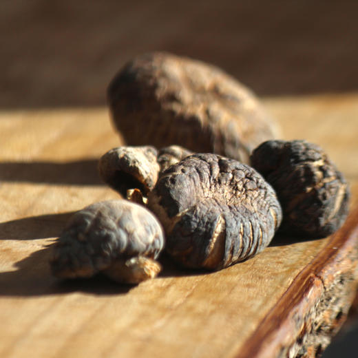 段木小花菇 | 大巴山深处野外纯青杠木生长，香菇中的极少数！《舌尖上的中国2》推崇山珍！ 商品图4