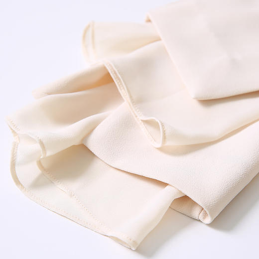 故障  EITIE爱特爱女装秋款洋气时尚挂脖V领收腰显瘦通勤百搭连衣裙女裙6007751连衣裙 商品图13