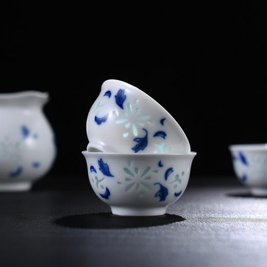 人气茶具 美观大方 | 富玉陶瓷 青花玲珑瓷 10头暗香茶具