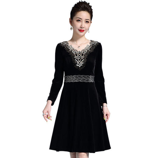 MY-69198丝绒连衣裙大码V领绣花大摆裙 商品图2