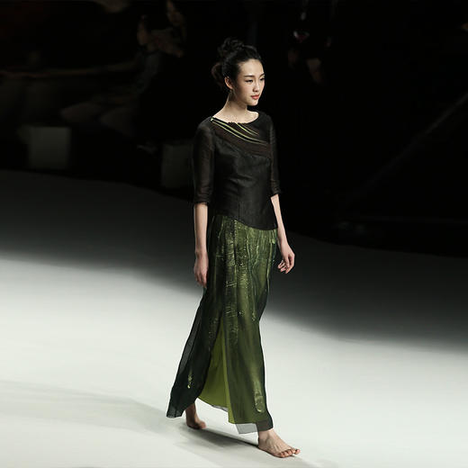 TANGY Collection 天意 禾雀花系列 桑蚕丝半身裙 商品图1