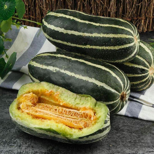【山东.博洋9号 羊角蜜瓜】果香浓郁，清甜脆爽，甘甜多汁，瓜肉香甜脆，瓜汁似蜜糖～ 商品图2