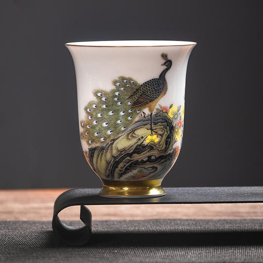 新品上架 收藏佳品 | 富玉窑 粉彩描金玲珑国色天香闻香杯