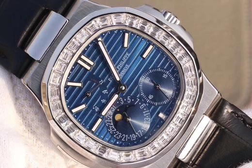 🔥N荐表【高品质版本】百达翡丽运动系列（鹦鹉螺）5724（霸道总裁）升级版。所有功能同正品（10字位动能显示 7字位日历和月相 4字位小秒针），和原装一样的带水平压纹图案，带荧光刻度 ，40mm 商品图14