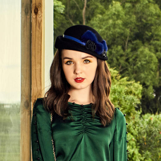 6M004--《阅读者》主题紫貂毛呢贝雷帽--《画尽世间光影，只为挚爱女人》 商品图0