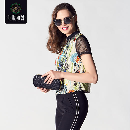 2T6931--绿色T恤--国王的虔诚--《智慧之光--波斯艺术》 商品图4