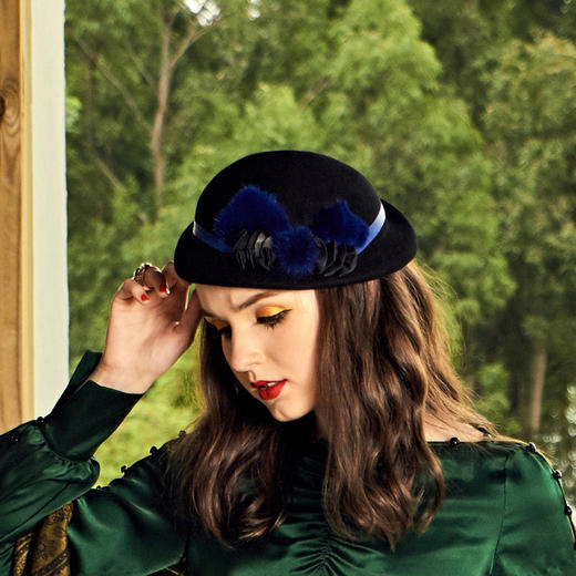 6M004--《阅读者》主题紫貂毛呢贝雷帽--《画尽世间光影，只为挚爱女人》 商品图2