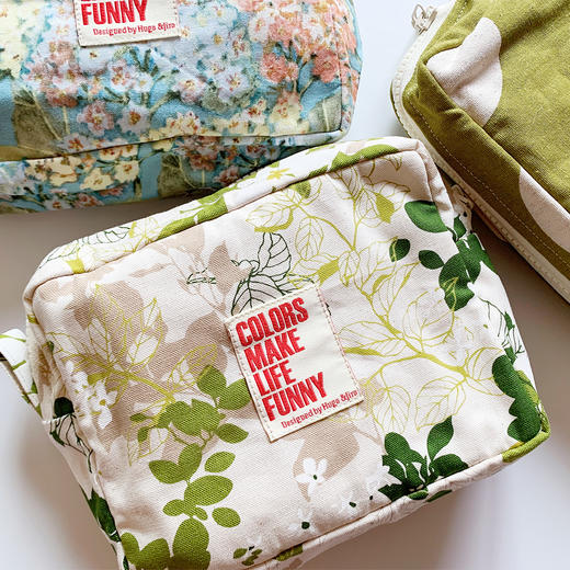 HUGOJIRO化妆包插画仲春之月 商品图0