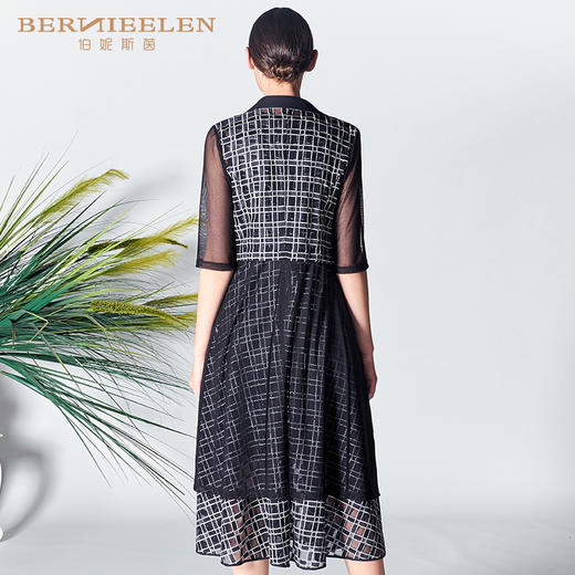 2D6891--黑白风衣--撒马尔罕之心--《智慧之光--波斯艺术》 商品图4